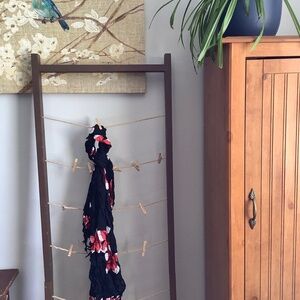 💐2 for $10💐 black scarf with red flowers.